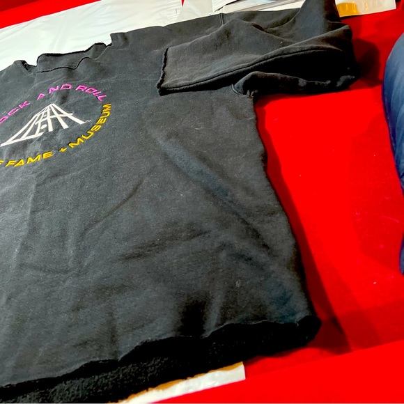 Rock and Roll Hall Of Fame black Sweatshirt Pullover mens 2x 3x round neck MUSIC - Picture 5 of 13